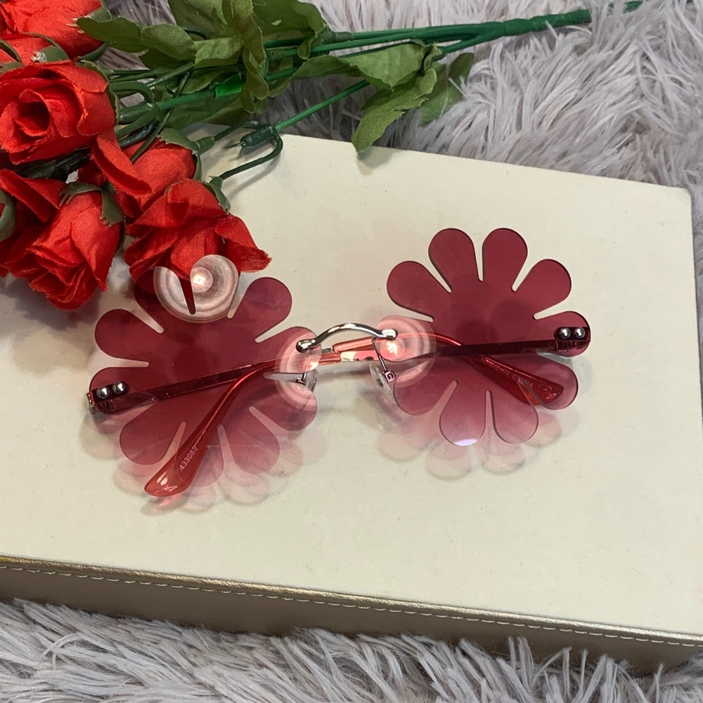 🌹Rimless Daisy Shape Round Bohemian Hippie Sunglasses Silver Purple Pink